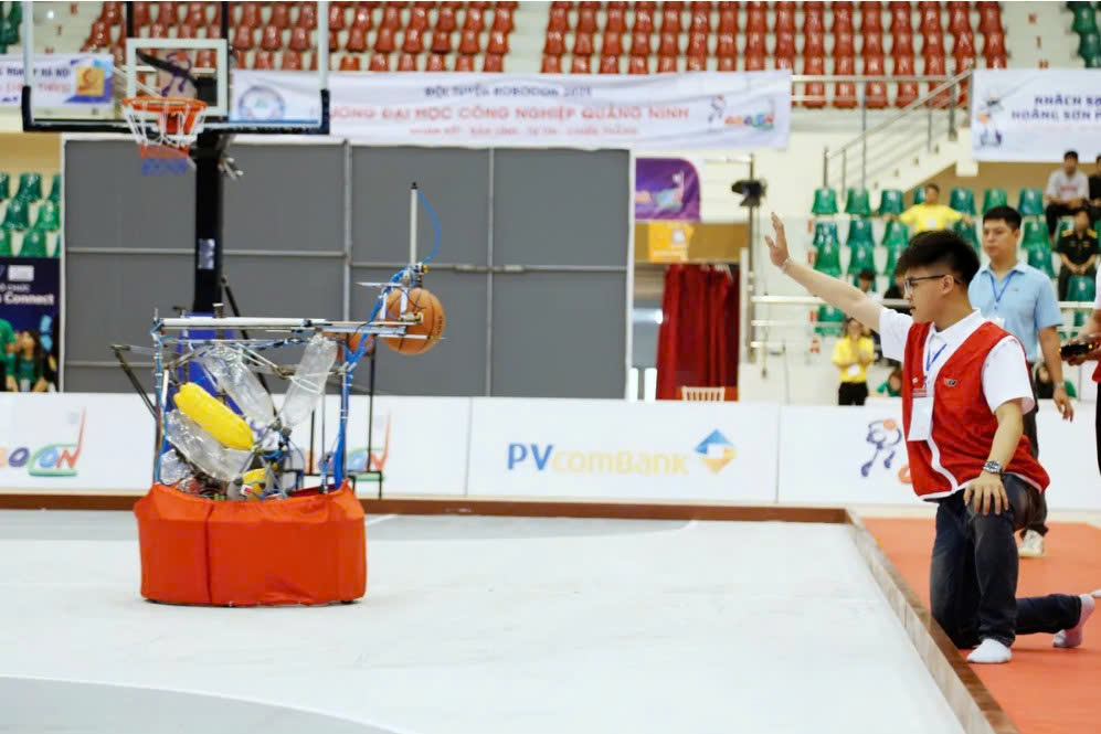 Đội tuyển Robocon HPC