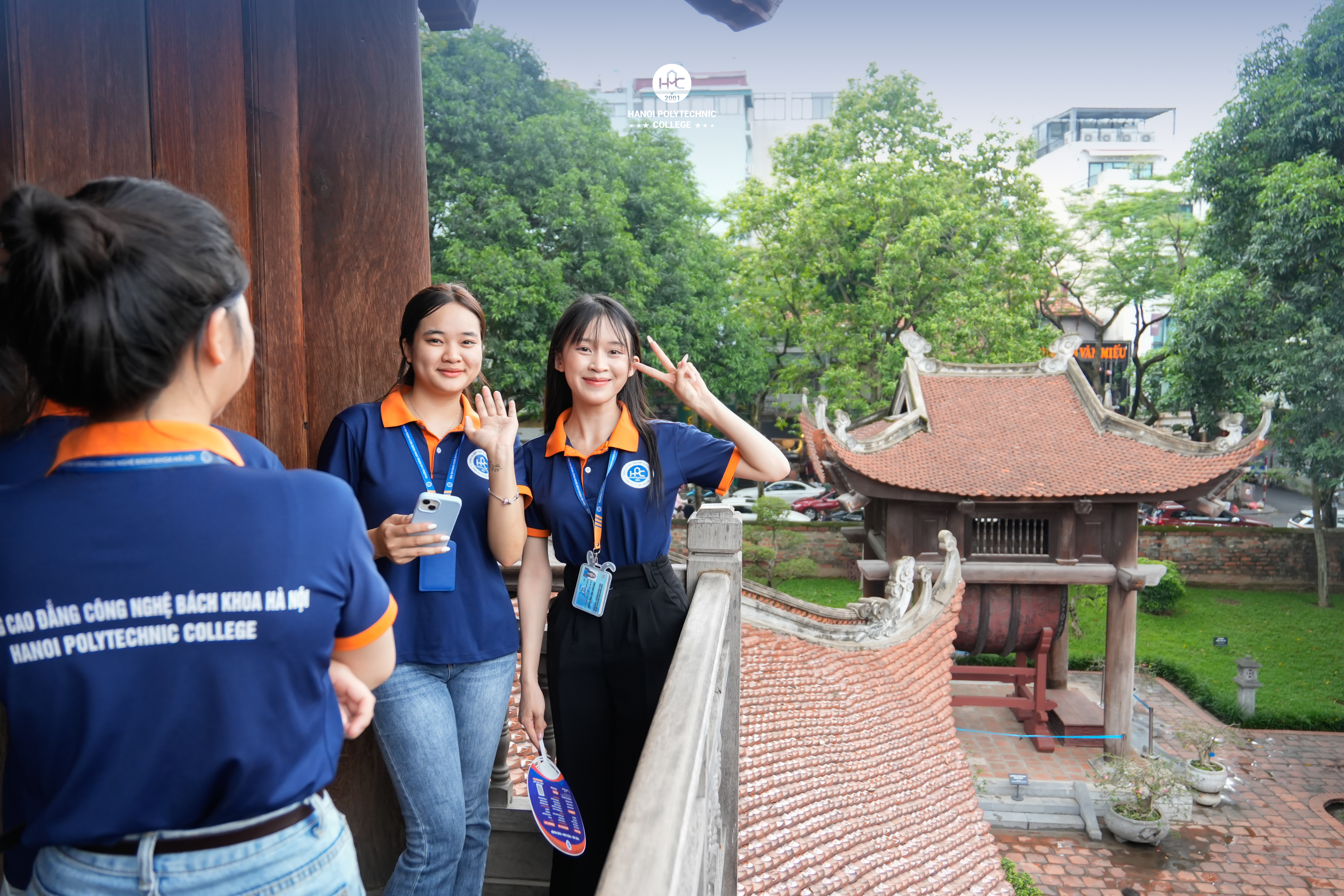 Sinh Viên Quản Trị Lữ Hành K23